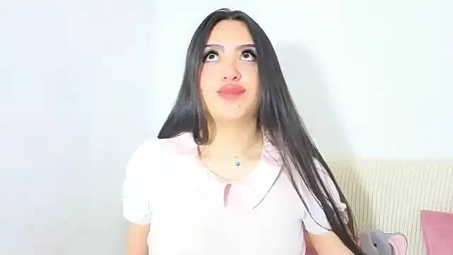 Melanie-Roberts online show from October 10, 4:45 pm