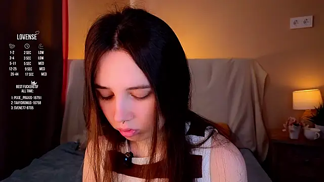 GillianDowdey online show from October 8, 3:11 am