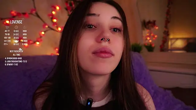 GillianDowdey online show from November 7, 3:23 am