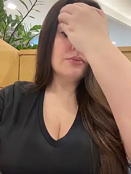 Sophie Eaton online show from October 17, 8:23 pm