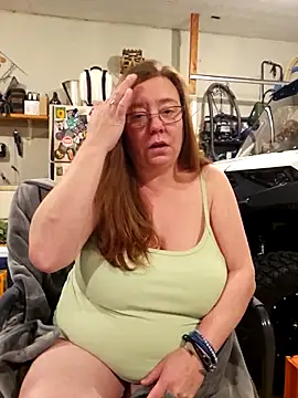 MsShelby40 online show from December 16, 11:21 pm