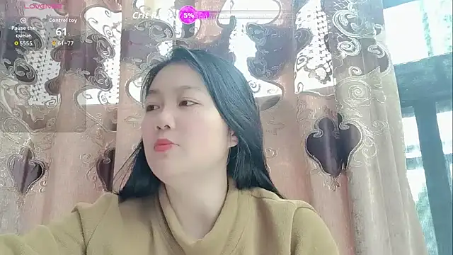 luoxuwen online show from April 4, 5:50 am