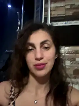 EmaSkyes online show from November 1, 8:02 pm