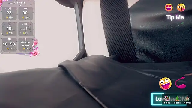 Oriana braom online show from December 15, 7:08 pm