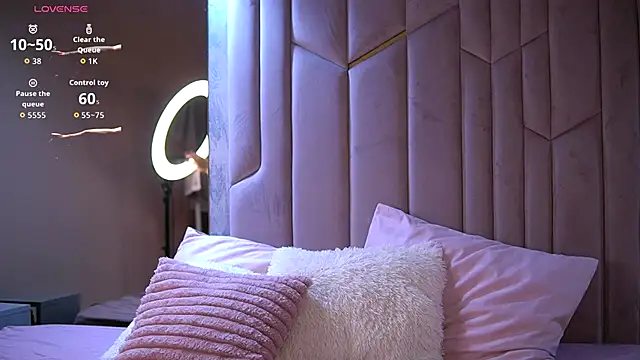 EmilyJuarez online show from September 20, 12:58 pm