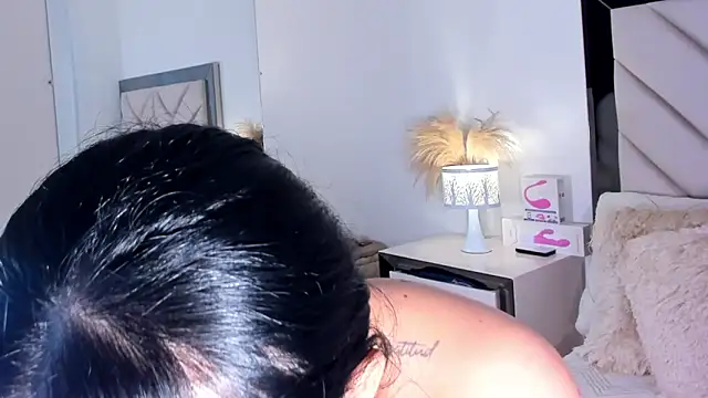 alexa tobar online show from April 21, 9:00 pm