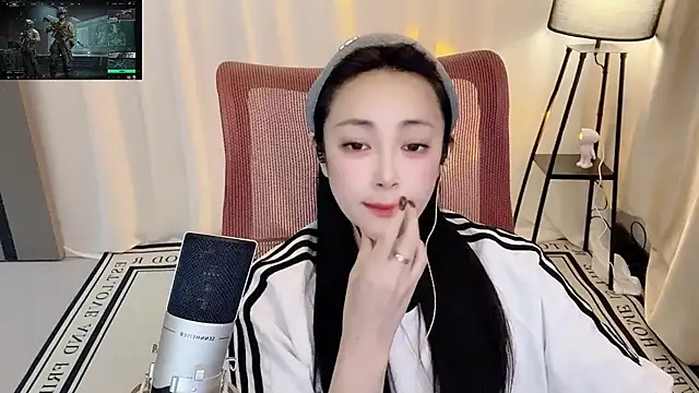 Daisy-77 online show from May 29, 3:43 pm