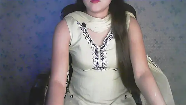 collage hoty online show from July 9, 8:39 am