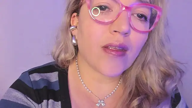 Naty Mature  online show from November 8, 7:19 pm