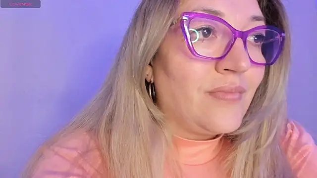 Naty Mature  online show from March 14, 9:16 pm