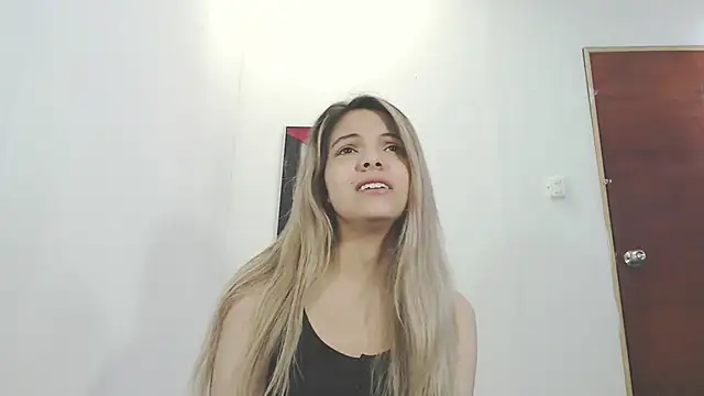 andreau18 online show from September 25, 2:05 pm