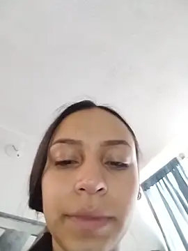 emma ambar online show from December 1, 1:58 pm