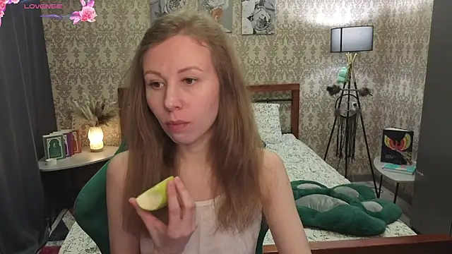 Lill Mary online show from February 17, 3:39 am