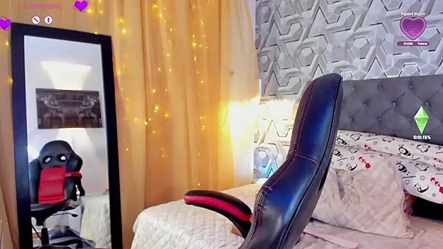 Sophiee Hill online show from September 8, 10:42 pm