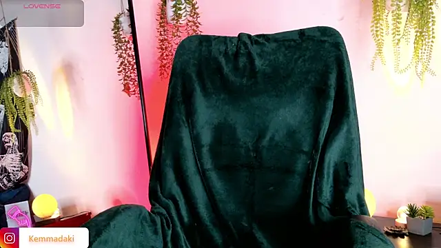 kemmadakii online show from April 8, 11:29 pm