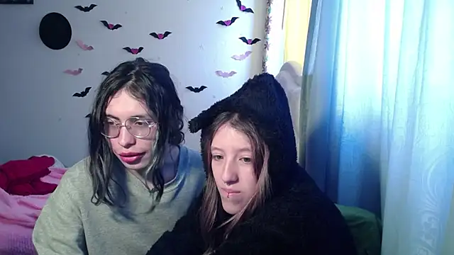 BRIAR AND BLAIR online show from October 2, 2:44 pm