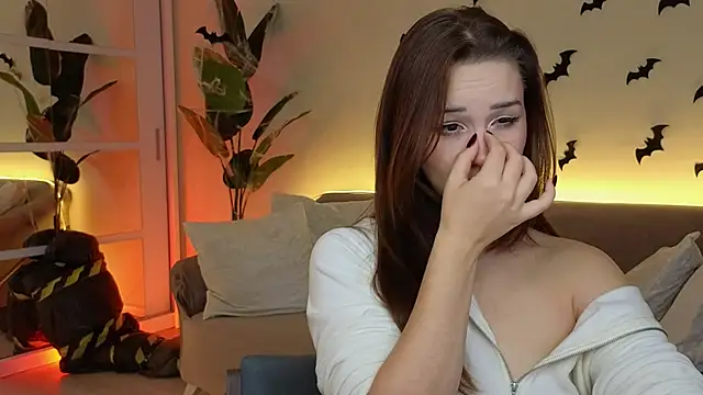 LindaRobertz online show from November 1, 10:14 pm