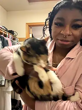 Harmonyxlover online show from December 17, 4:33 pm