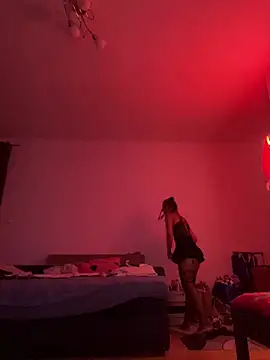 Chiara0102 online show from July 20, 7:14 pm