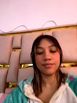 nina carther online show from October 8, 11:58 am