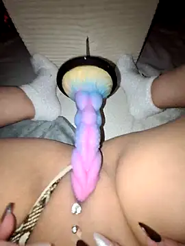 Iitaniee online show from November 19, 3:56 pm