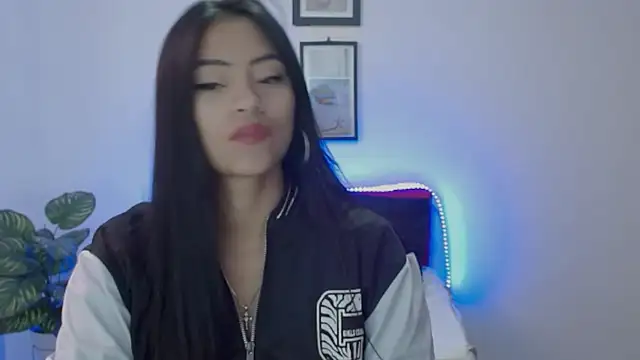 NatalyEscobar lx online show from March 10, 2:32 pm