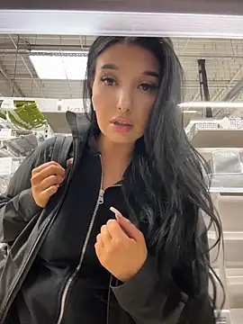 Tisha Busty online show from April 9, 2:00 pm