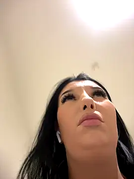 Tisha Busty online show from November 3, 1:15 pm