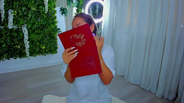 VivienCarter online show from September 18, 5:50 am