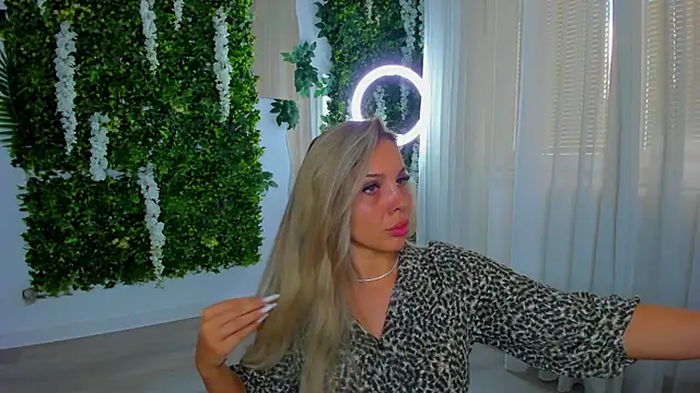 VivienCarter online show from September 23, 12:14 pm