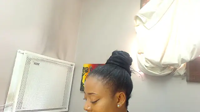 AMAZINGSHAZZXXX online show from November 27, 7:11 am