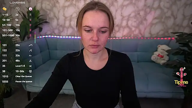 MaribelRiverr  online show from October 14, 6:27 am