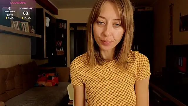 NinaNovalicious online show from September 18, 7:29 am