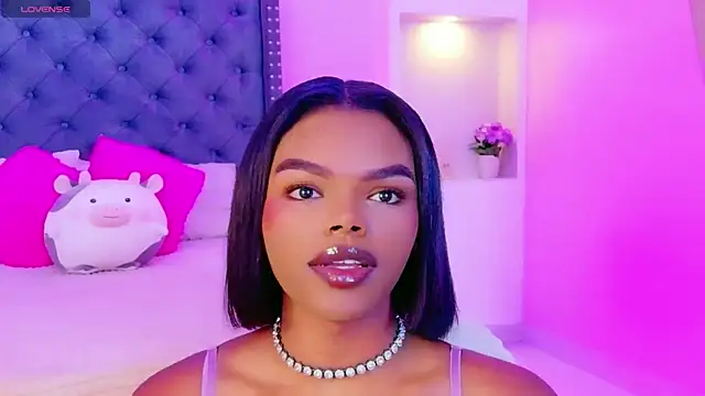 CamiEstrada online show from November 10, 3:01 am