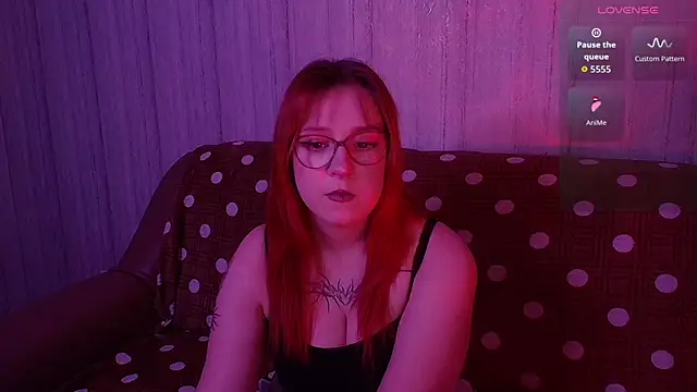 Rudy 02 online show from February 5, 11:30 pm