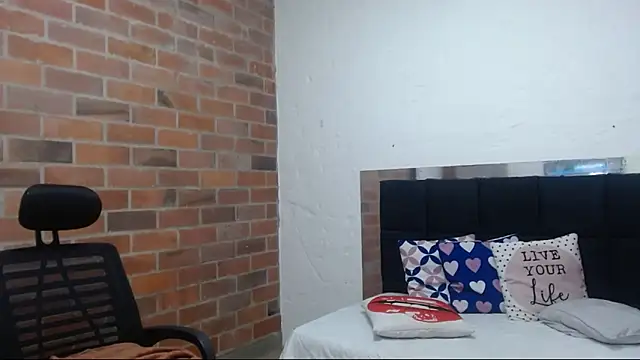 samantha  karolstone online show from February 25, 3:27 am