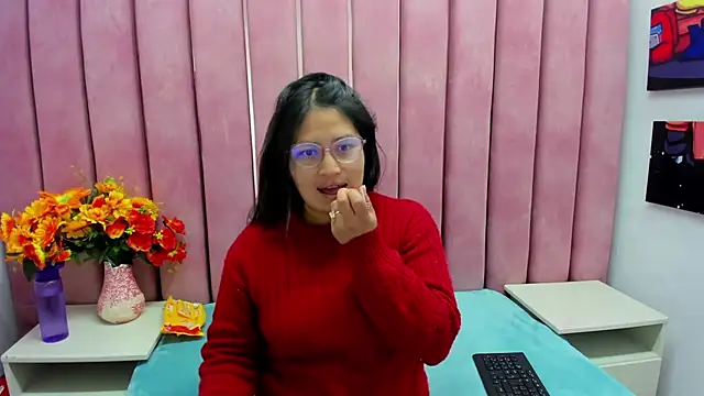 Miaa Smiith  online show from October 2, 3:11 am