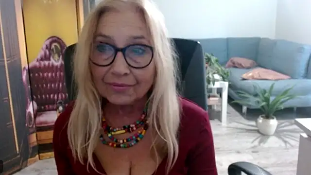 sofia xkiss online show from September 30, 2:01 pm