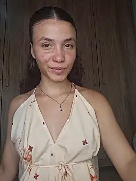 HelenHoltz online show from December 16, 7:20 pm