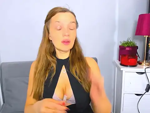 OliviaFantasy online show from October 7, 3:16 pm