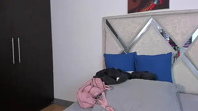 Dulce amg online show from October 10, 4:17 am