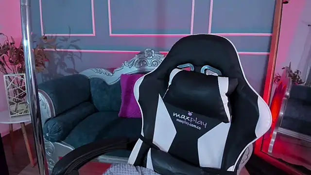 Red star8 online show from October 11, 11:25 am