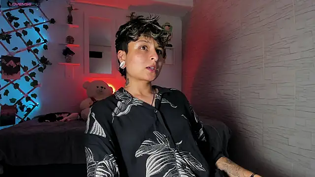 ZuryRamirez  online show from October 3, 8:36 pm