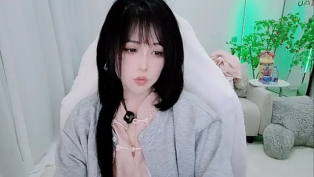 Vaness-a online show from February 11, 3:13 pm