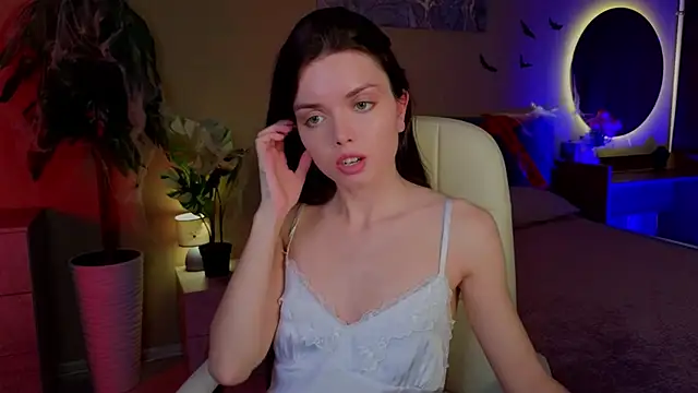 likeamoss online show from October 28, 2:01 pm