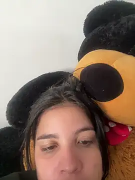glittersaleja online show from June 9, 6:18 pm