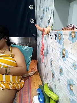 tina8th online show from April 15, 4:51 pm