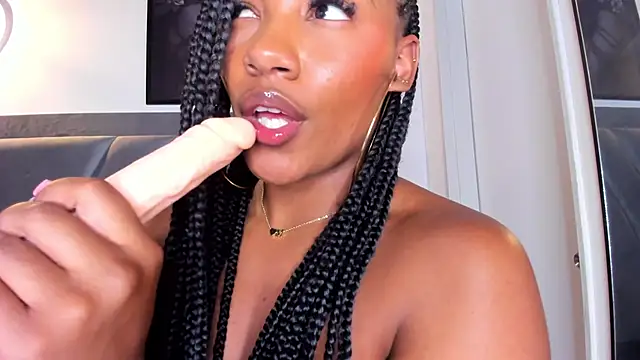 brenda nova18 online show from November 6, 9:21 pm