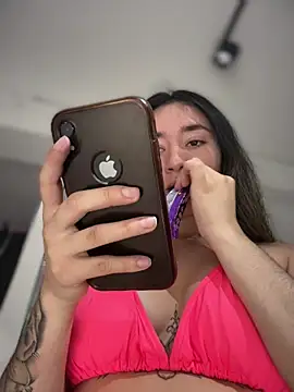 Sophie LS online show from April 4, 1:43 pm