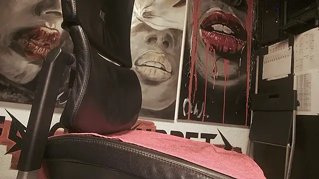 dani4334 online show from February 6, 8:56 pm